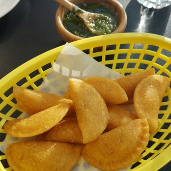 Colombian's Taste - Mini chicken empanadas - Colombian Near Me - Itasca, Illinois Colombian's Taste - Mini chicken empanadas - Colombian Near Me - Itasca, Illinois