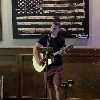 Mother's - Live music, guitarist, singer actually pretty talented, Mothers Restaurant & Bar, Westchase, Tampa - American Near Me - Tampa, Florida Mother's - Live music, guitarist, singer actually pretty talented, Mothers Restaurant & Bar, Westchase, Tampa - American Near Me - Tampa, Florida