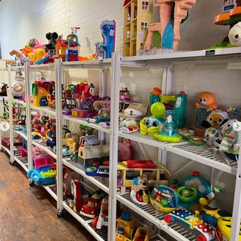 Oolabe Kids' Consignment Boutique - Baby Gear & Furniture Near Me - Roswell, Georgia Oolabe Kids' Consignment Boutique - Baby Gear & Furniture Near Me - Roswell, Georgia