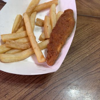 More Burgers & Shakes - Kids chicken strip meal.... - Burgers Near Me - Cody, Wyoming More Burgers & Shakes - Kids chicken strip meal.... - Burgers Near Me - Cody, Wyoming