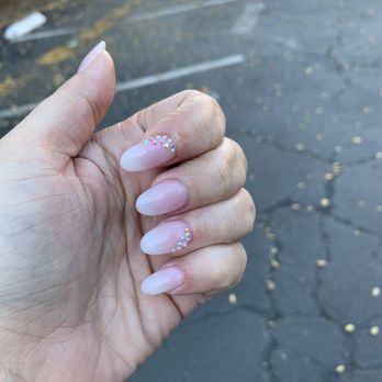 Smiley Nail Spa - Ombré dip with nail extension - Nail Salons Near Me - Walnut Creek, California