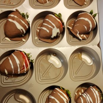 Chocolate Bash - Desserts Near Me - Tustin, California Chocolate Bash - Desserts Near Me - Tustin, California