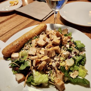 Applebee's Grill + Bar - Asian chicken salad. Very good! - American Near Me - San Dimas, California Applebee's Grill + Bar - Asian chicken salad. Very good! - American Near Me - San Dimas, California