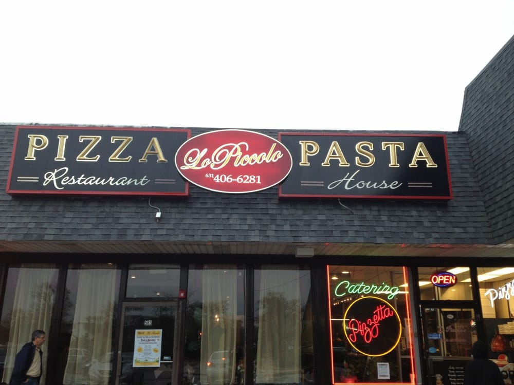 NEW YORK PIZZA & EATERY Updated October 2024 581 Smithtown Byp, Hauppauge, New York Pizza