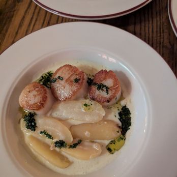 Bar Cantinetta - Diver Scallops - Italian Near Me - Seattle, Washington