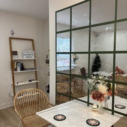 Space Coffee - Sitting area
