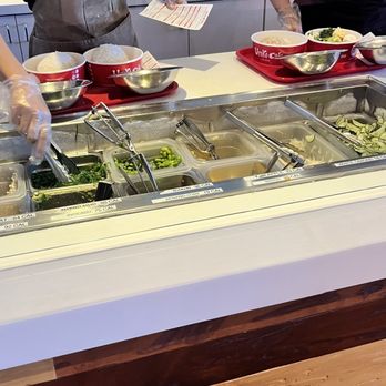 Uroko Poke - Fresh selection - Japanese Near Me - Costa Mesa, California