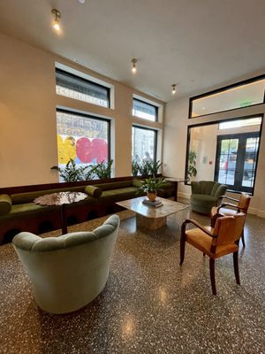 Hotel Genevieve by null