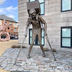 The Pizzuti Collection - Exterior sculpture