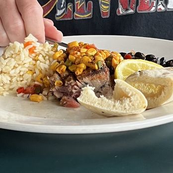 Black Pelican - Tuna steak - Seafood Near Me - Kitty Hawk, North Carolina