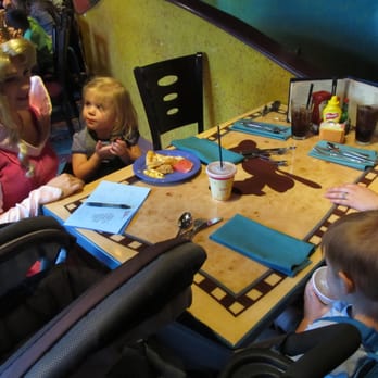 Goofy's Kitchen - The kiddos chatting with Princess Aurora - American Near Me - Anaheim, California