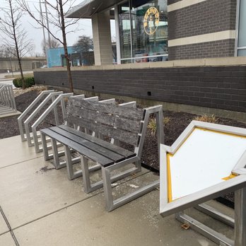 Sidedoor Bagel - Now paring and public benches - Bagels Near Me - Indianapolis, Indiana