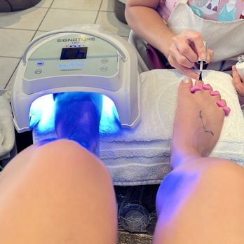 Crystal Nails & Spa - Nail Salons Near Me - Cromwell, Connecticut Crystal Nails & Spa - Nail Salons Near Me - Cromwell, Connecticut