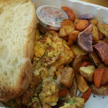 Sweet Maple - South of the Border Scramble: Chorizo, pepper, avocado, Pepper Jack, pico, potato, toast ($14.50), add Mushroom Medley (+$1), DoorDash - American Near Me - San Francisco, California