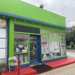 Exterior outside entrance of Michael Auto Clinic - Best mechanic - Morton Grove, Illinois Exterior outside entrance of Michael Auto Clinic - Best mechanic - Morton Grove, Illinois