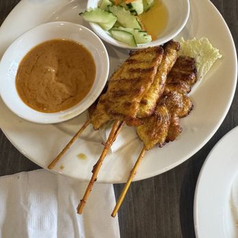 Sen Thai & Ramen - Thai Near Me - Chicago, Illinois Sen Thai & Ramen - Thai Near Me - Chicago, Illinois