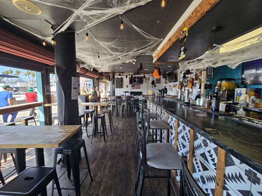 Project Barley Taps and Grill by null