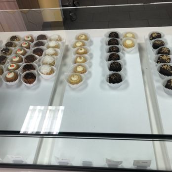 Butta Cakes - Bakeries Near Me - Scottsdale, Arizona Butta Cakes - Bakeries Near Me - Scottsdale, Arizona
