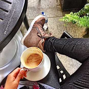 Peet's Coffee - Coffee & Tea Near Me - Chicago, Illinois