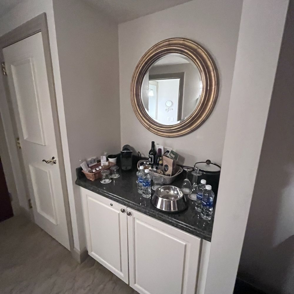 Hotel Bellwether - The wet bar. - Hotels Near Me - Bellingham, Washington Hotel Bellwether - The wet bar. - Hotels Near Me - Bellingham, Washington