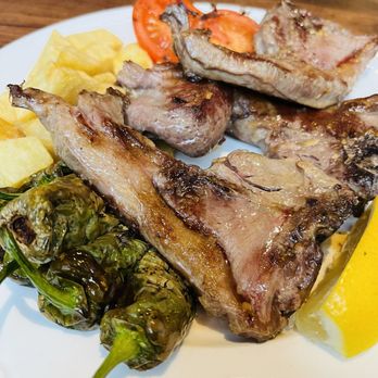 Elena's Spanish Bar & Restaurant - Grilled lamb cutlets - Spanish Near Me - Glasgow, GLG Elena's Spanish Bar & Restaurant - Grilled lamb cutlets - Spanish Near Me - Glasgow, GLG
