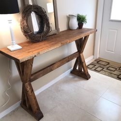 TMF Design Center - Entry way table