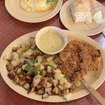 Stagecoach Restaurant - Farmers breakfast served with rye bread and chicken fried steak specialty. - Breakfast & Brunch Near Me - Sacramento, California Stagecoach Restaurant - Farmers breakfast served with rye bread and chicken fried steak specialty. - Breakfast & Brunch Near Me - Sacramento, California
