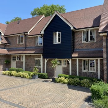 LJV Decorating - Exterior redecoration - Painters Near Me