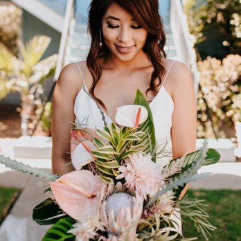 Rose Petal Eventz - Wedding bouquet - Floral Designers Near Me Rose Petal Eventz - Wedding bouquet - Floral Designers Near Me