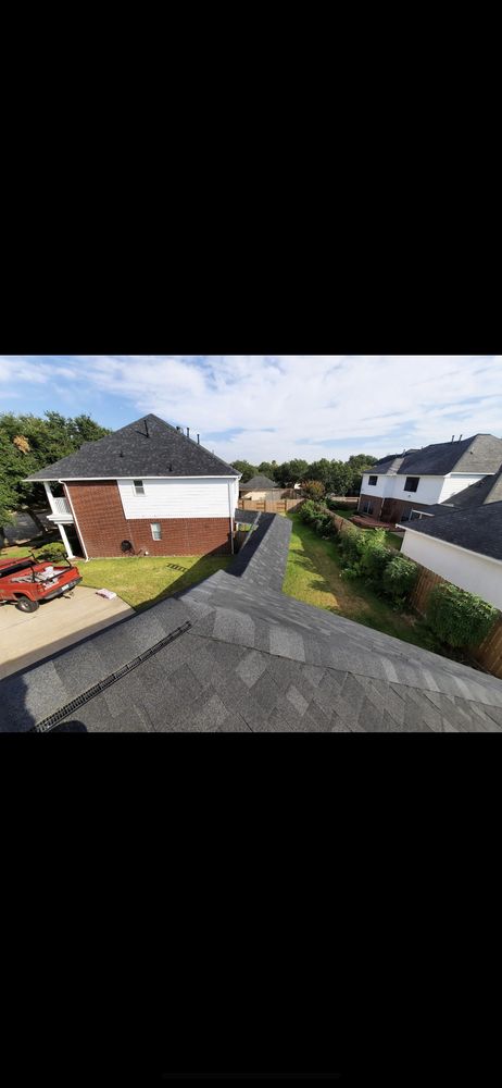 Slide of Hernandez Roofing & Siding