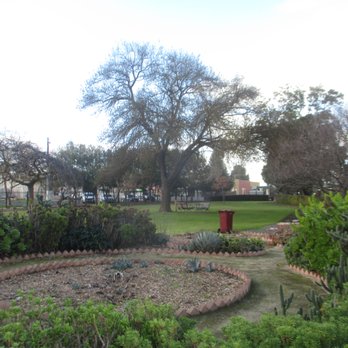 Horsham Botanical Gardens - Garden - Landmarks & Historical Buildings Near Me