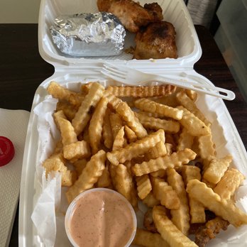 Original Magoo's Pizza - 1/2 Baked Chicken Dinner .... did not skimp on anything!!! - Pizza Near Me - Honolulu, Hawaii Original Magoo's Pizza - 1/2 Baked Chicken Dinner .... did not skimp on anything!!! - Pizza Near Me - Honolulu, Hawaii
