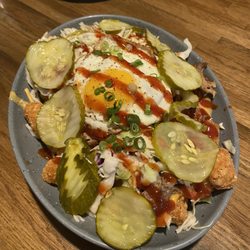 The Win Tavern 33 - Macho nacho tots. Tasty! Take a bite with all the ingredients together.