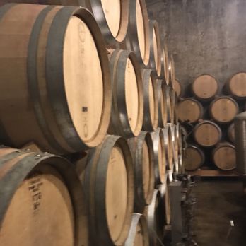 Lemelson Vineyards - Wineries Near Me - Carlton, Oregon