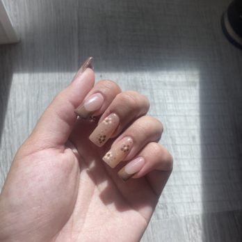 LV Nails & Spa - Nail Salons Near Me - Henderson, Nevada