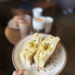 Loop Espresso Club - Egg sando