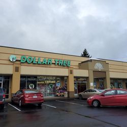 Dollar Tree - Front of the place!