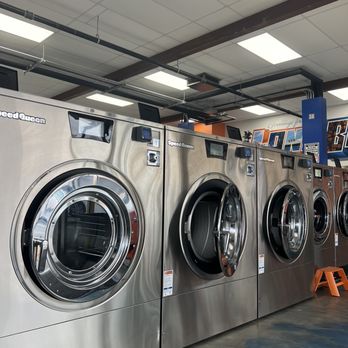 Laundry 360 On Market - Do you see what I see??? The shineee gosh what's the skincare of this machine??? I need it lmao - Laundromat Near Me - Long Beach, California Laundry 360 On Market - Do you see what I see??? The shineee gosh what's the skincare of this machine??? I need it lmao - Laundromat Near Me - Long Beach, California