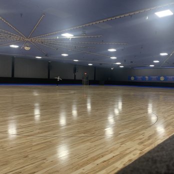 Cal Skate - Middle view looking towards the back - Skating Rinks Near Me - Grand Terrace, California
