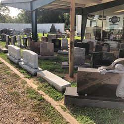Ken Stewart Memorial Arts - Offering a variety of monuments.