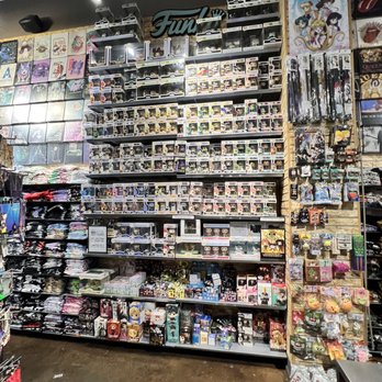 Hot Topic - Accessories Near Me - Rancho Cucamonga, California Hot Topic - Accessories Near Me - Rancho Cucamonga, California