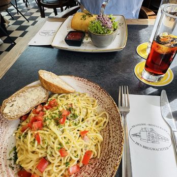 Den Brugwachter - Spaghetti carbonara was echt lekker top - Belgian Near Me - Lommel, VLI Den Brugwachter - Spaghetti carbonara was echt lekker top - Belgian Near Me - Lommel, VLI