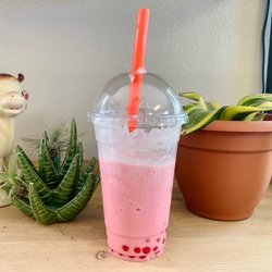 Eastside Coffee - Strawberry Boba Tea