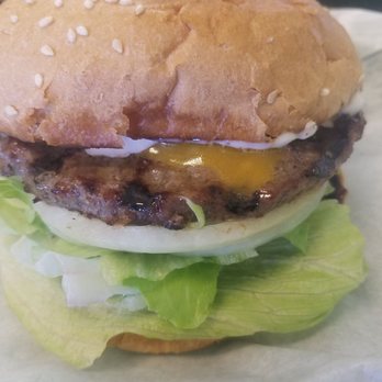 Bronco Burgers - Cheeseburger no tomato - Burgers Near Me - Paso Robles, California Bronco Burgers - Cheeseburger no tomato - Burgers Near Me - Paso Robles, California