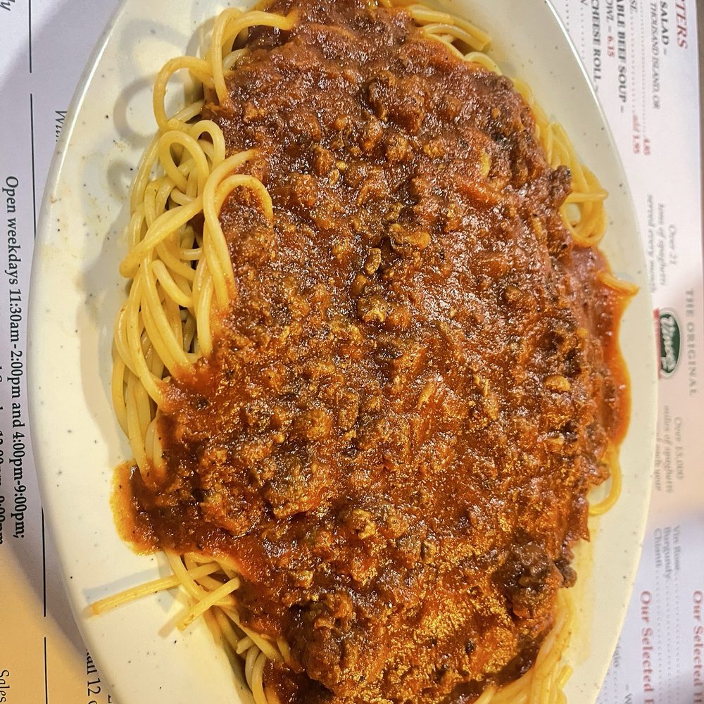 Vince's Spaghetti - Spaghetti with rich meat sauce ‍ - Italian Near Me - Ontario, California