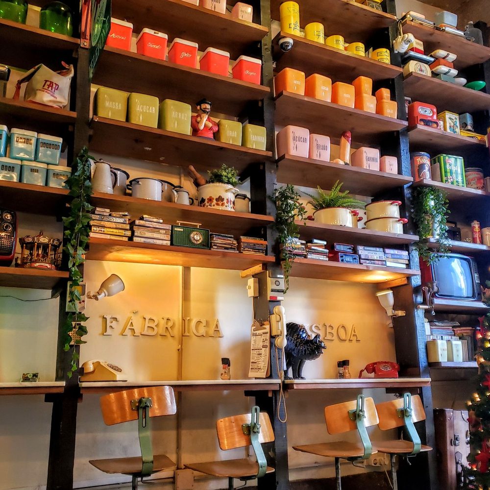 Fábrica Lisboa - Shelves at Fábrica Lisboa - Cafes Near Me - Lisbon, 11 Fábrica Lisboa - Shelves at Fábrica Lisboa - Cafes Near Me - Lisbon, 11