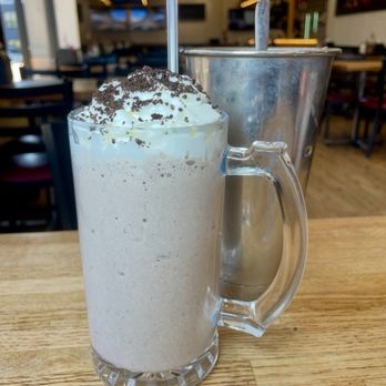 Celebrity Delly - Oreo milkshake - Delis Near Me - Falls Church, Virginia