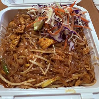 Tasty Thai Cuisine - Chicken Pad Thai - Thai Near Me - Murrieta, California