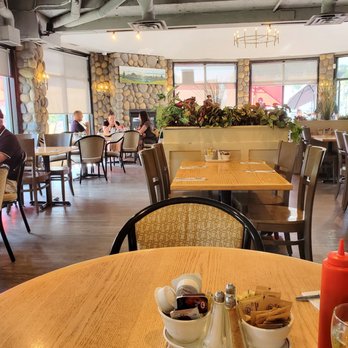 Chez Francois Restaurant - French Near Me - Canmore, Alberta Chez Francois Restaurant - French Near Me - Canmore, Alberta