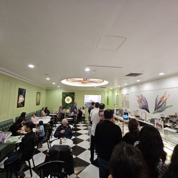 Petals Creamery - Interior - Ice Cream & Frozen Yogurt Near Me - Los Gatos, California Petals Creamery - Interior - Ice Cream & Frozen Yogurt Near Me - Los Gatos, California